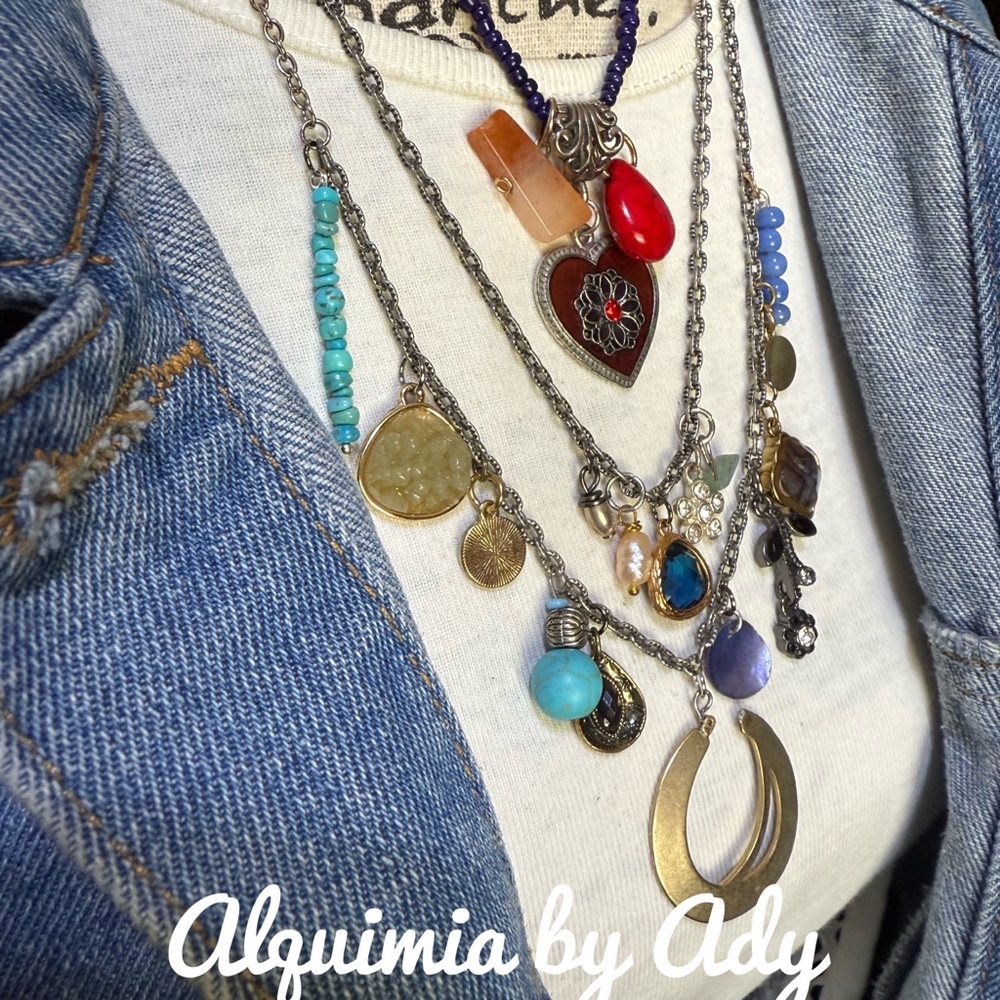 Multi charms layered turquoise necklace - Picture 3 of 11
